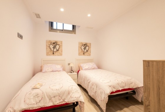 Revente - Villa - Orihuela Costa - Costa Blanca