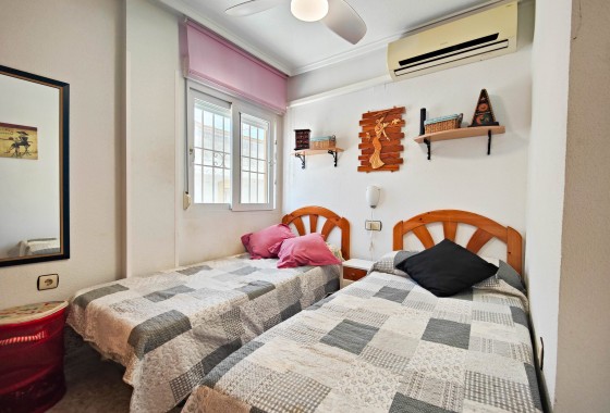 Segunda Mano - Apartamento - Torrevieja - San Luis