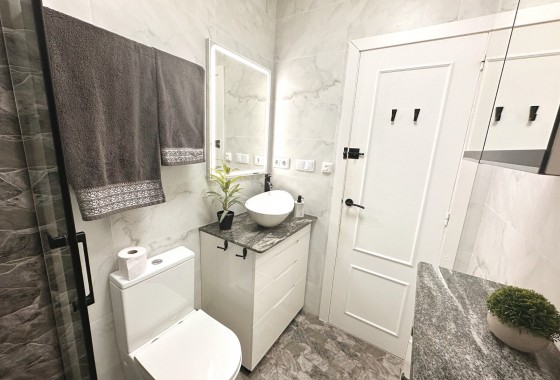 Revente - Appartement - Torrevieja - San Luis