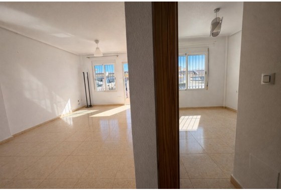 Resale - Townhouse - Sucina