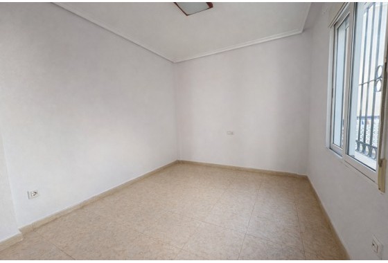 Resale - Townhouse - Sucina