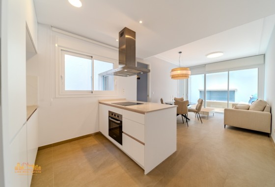 Resale - Apartment - Torrevieja - Los Locos
