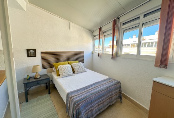 Revente - Appartement - Torrevieja - Center