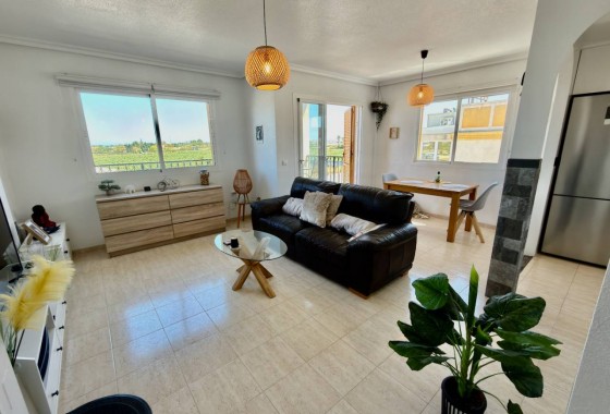 Resale - Apartment - Daya Nueva