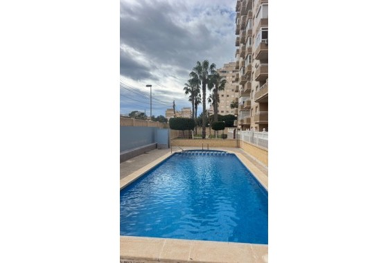Revente - Appartement - Torrevieja - Nueva Torrevieja