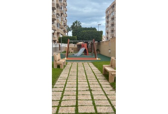 Revente - Appartement - Torrevieja - Nueva Torrevieja