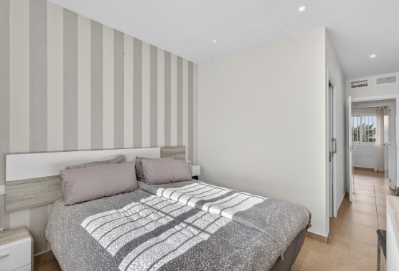 Revente - Appartement - Torrevieja - Aguas nuevas 1