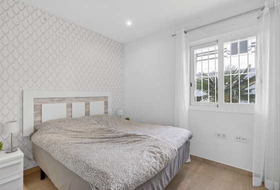 Revente - Appartement - Torrevieja - Aguas nuevas 1