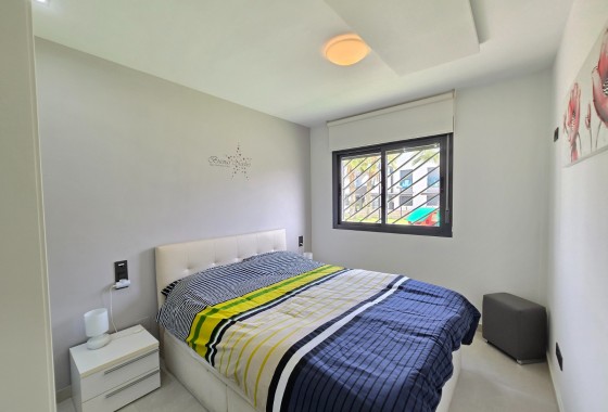 Resale - Apartment - Orihuela Costa - Punta Prima *