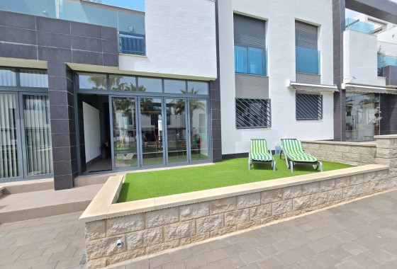 Resale - Apartment - Orihuela Costa - Punta Prima *