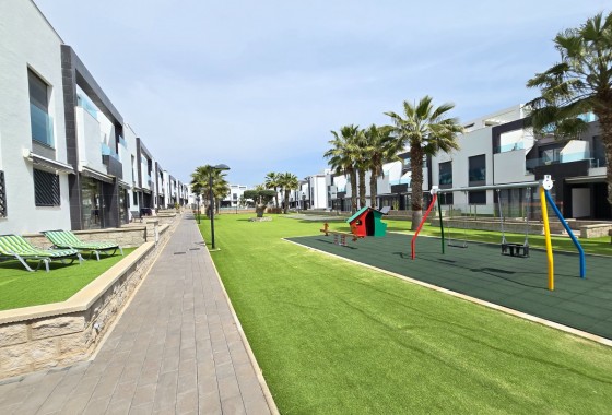 Resale - Apartment - Orihuela Costa - Punta Prima *