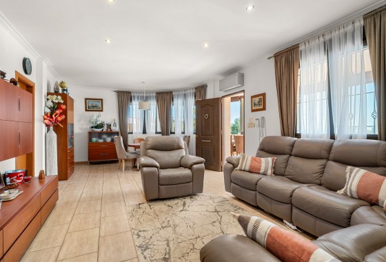 Revente - Finca - Crevillente