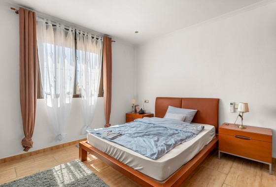 Revente - Finca - Crevillente