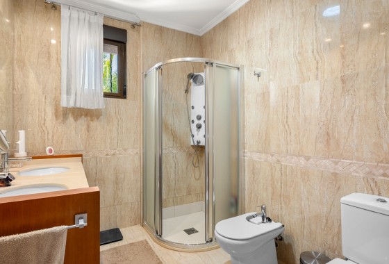 Revente - Finca - Crevillente