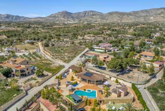 Revente - Finca - Crevillente