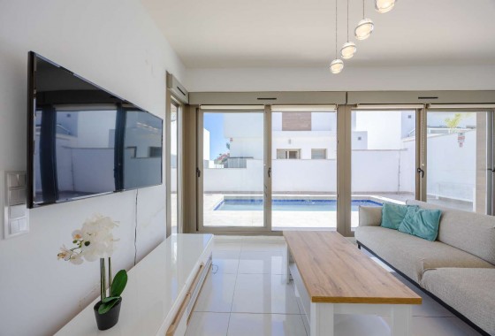 Revente - Villa - Orihuela Costa