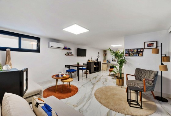 Resale - Detached Villa - Orihuela Costa - Las Colinas Golf