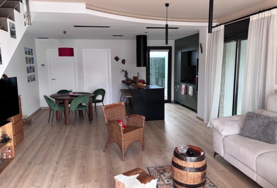 Revente - Maison mitoyenne - Los Montesinos - La Herada