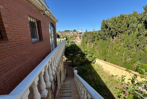 Revente - Villa - Torrevieja - Los balcones