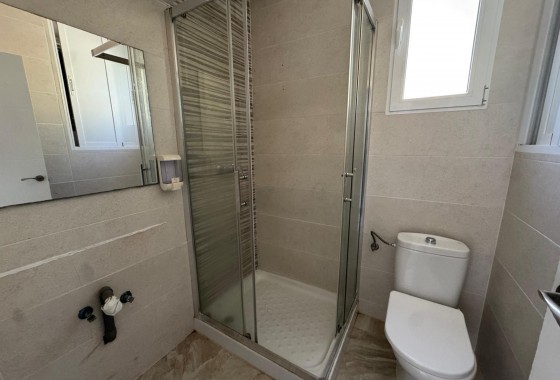 Revente - Villa - Torrevieja - Los balcones