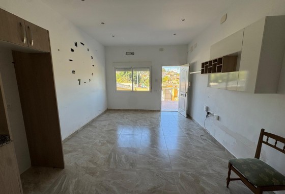 Revente - Villa - Torrevieja - Los balcones