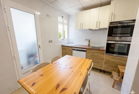 Resale - Apartment - Torrevieja - Centro