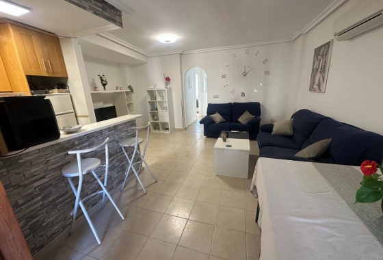Resale - Apartment - Jacarilla