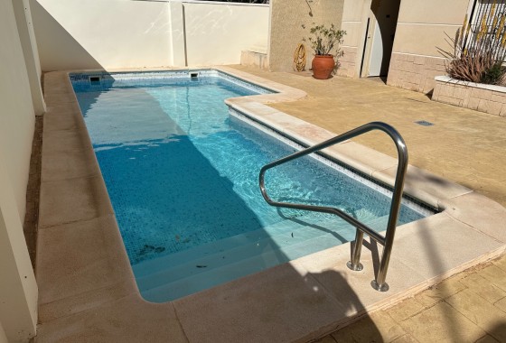 Resale - Apartment - Jacarilla