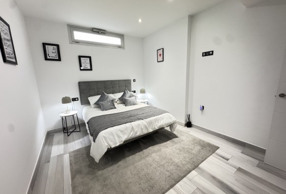 Revente - Villa - Orihuela Costa - Lomas de Cabo Roig