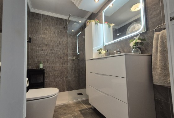 Segunda Mano - Chalet - Villamartin