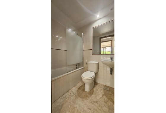 Resale - Apartment - Punta Prima - La Entrada