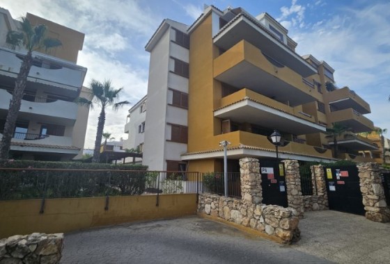 Resale - Apartment - Punta Prima - La Entrada