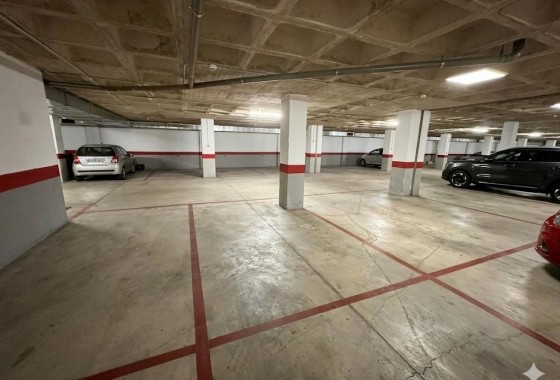 Resale - Apartment - Torrevieja - Centro