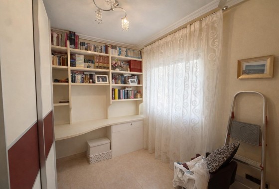 Segunda Mano - Apartamento - Torrevieja - Playa del cura