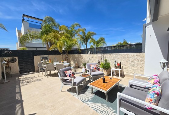 Segunda Mano - Townhouse * - Ciudad Quesada * - Doña Pepa *