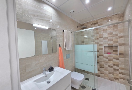 Segunda Mano - Townhouse * - Ciudad Quesada * - Doña Pepa *