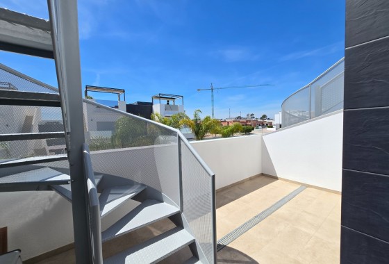 Segunda Mano - Townhouse * - Ciudad Quesada * - Doña Pepa *