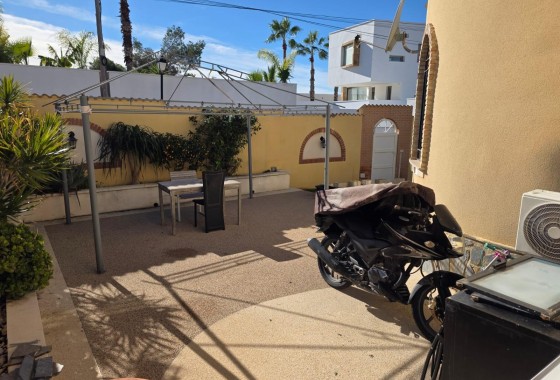 Revente - Villa - Orihuela Costa - Villamartín-Las Filipinas