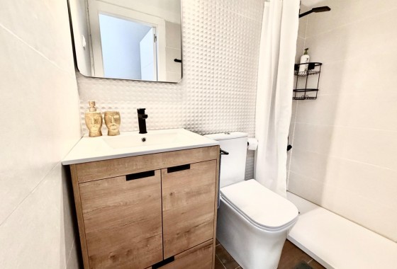 Revente - Appartement - Torrevieja - La Mata pueblo