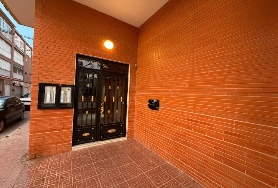 Revente - Appartement - Torrevieja - La Mata pueblo