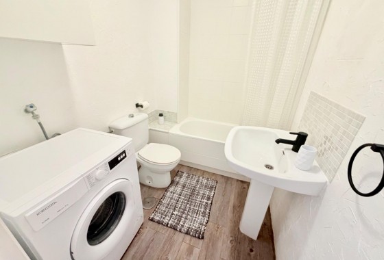 Revente - Appartement - Torrevieja - La Mata pueblo