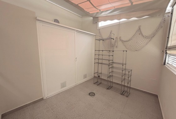Revente - Appartement - Torrevieja - La Mata pueblo