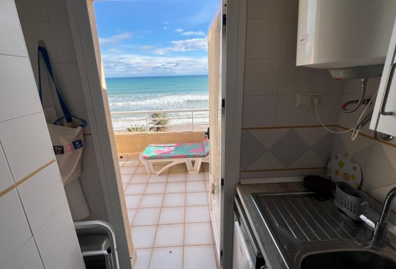 Revente - Appartement - Torrevieja - La Mata pueblo