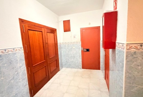 Revente - Appartement - Torrevieja - Centro