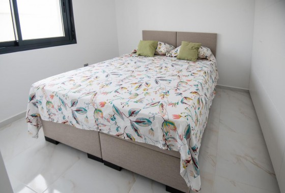 Revente - Villa - Pinar de Campoverde - LOS ROMEROS