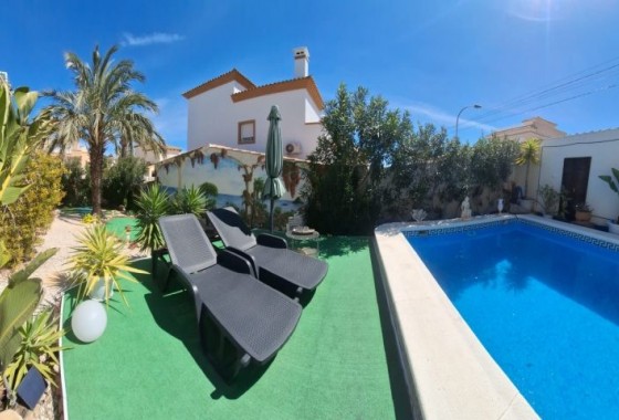 Revente - Villa - Orihuela Costa