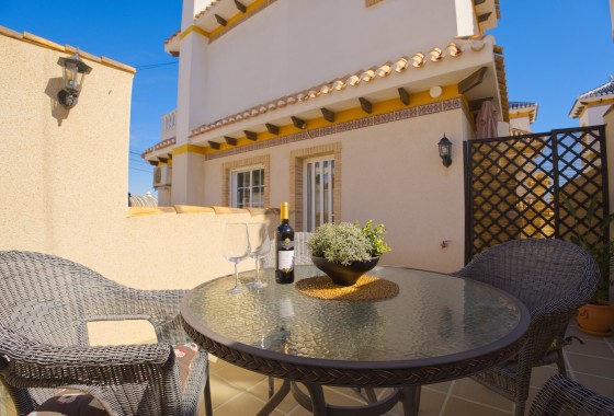Segunda Mano - Chalet - Torrevieja
