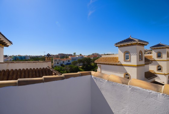Segunda Mano - Chalet - Torrevieja