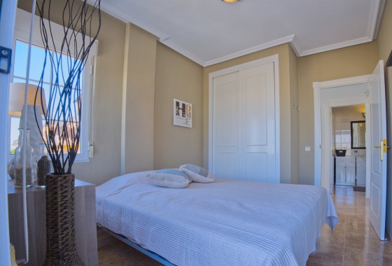 Segunda Mano - Chalet - Torrevieja