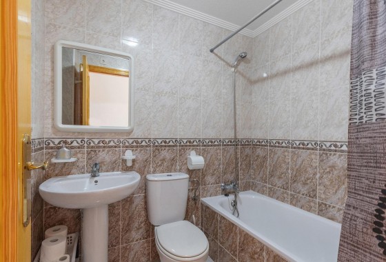 Resale - Apartment - Torrevieja - Cabo cervera
